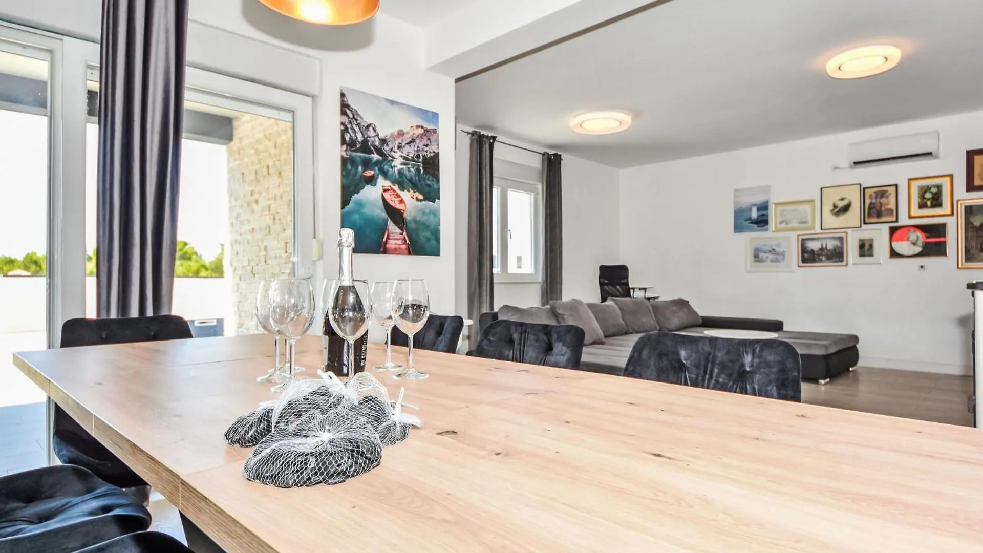 Holiday Home Jurica By Interhome Vrsi
